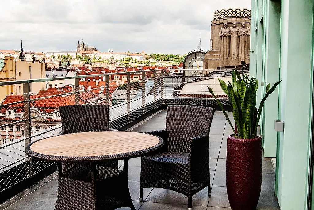 Wenceslas Square Terraces Apartment Prague